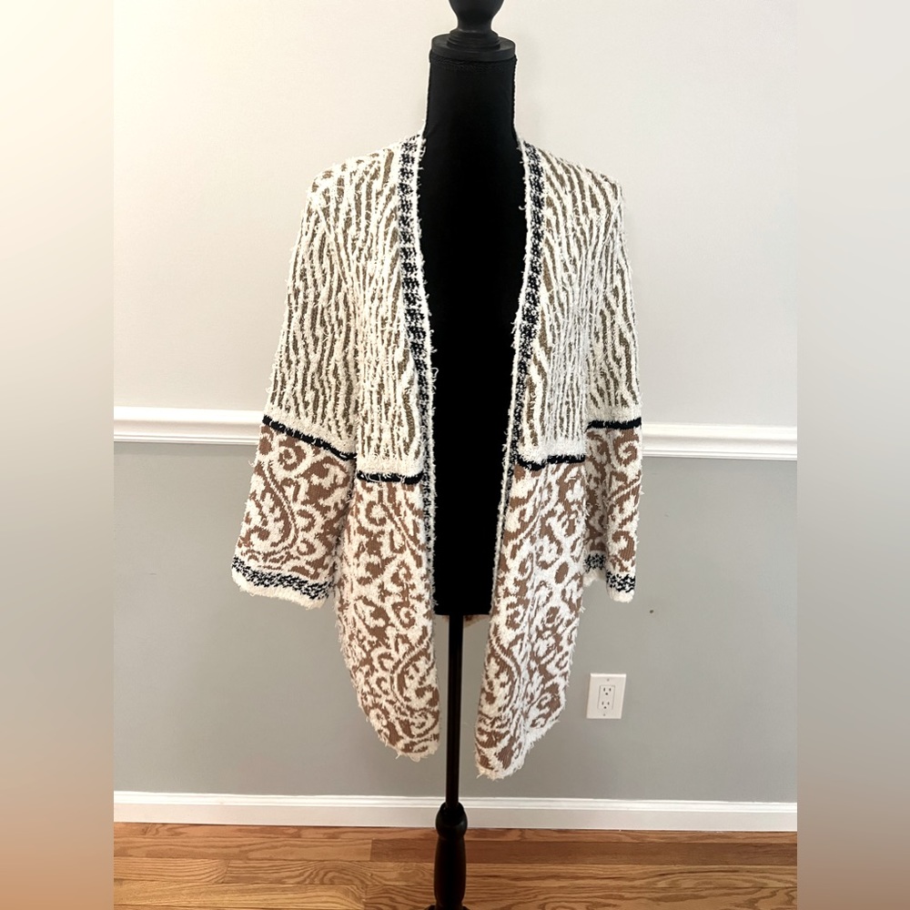 Stunning open front knit long cardigan